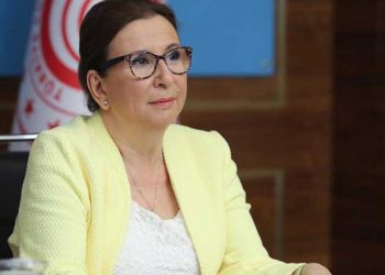 تركيا.. شركة وزيرة التجارة باعت للوزارة مطهرات بضعف ثمنها