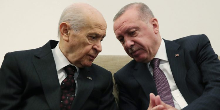 تركيا.. أصوات حزب حليف أردوغان لا تؤهله للتمثيل البرلماني