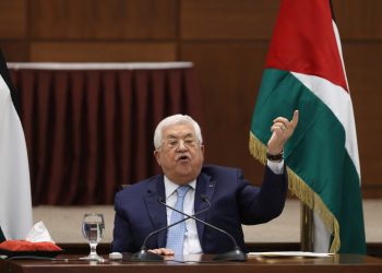 الرئيس الفلسطيني يرفض الرد على مكالمة من وزير الخارجية الأمريكي