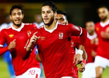 أول تعليق من بيراميدز على إمكانية عودة رمضان صبحي للأهلي