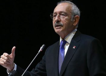 كليجدار أوغلو يطالب اللجنة العلمية لمكافحة كورونا بالشجاعة