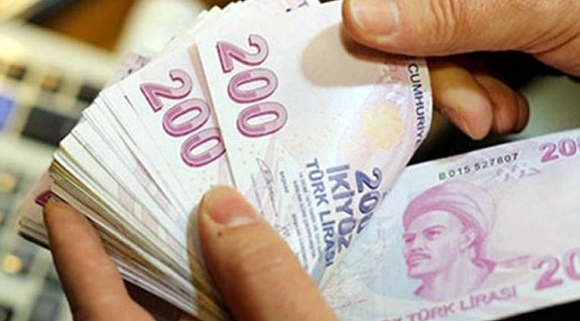 الأتراك يلجؤون إلى الاقتراض لدعم موازنات أسرهم