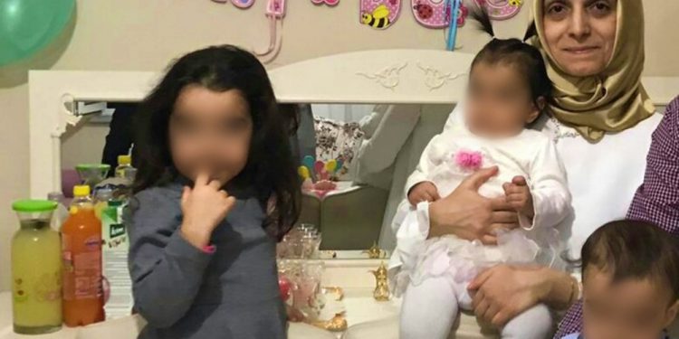 اعتقال والدة توأم رضيع بتهمة الانتماء لحركة الخدمة