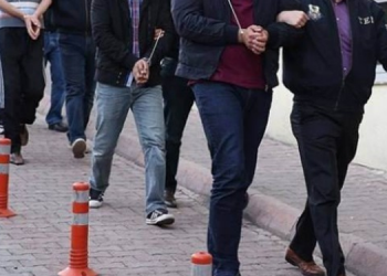 تركيا.. اعتقال أربعة سياسيين أكراد من منازلهم بولاية هكاري