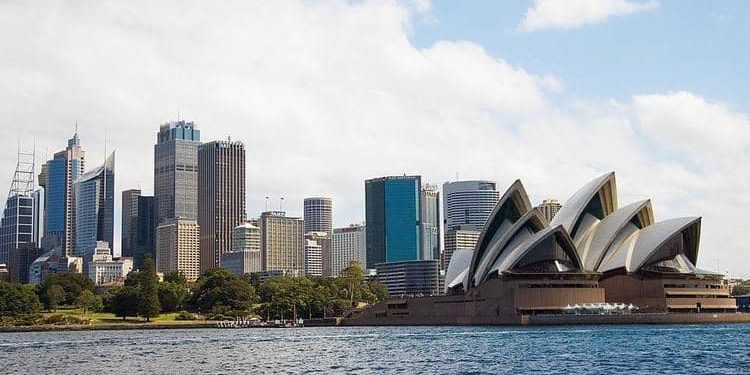 احترازًا من كورونا ستبقى أستراليا مغلقة حتى منتصف 2022