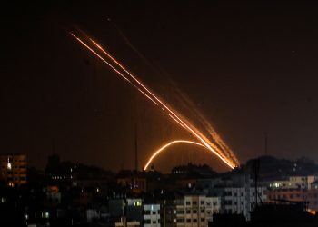 الهدنة بين الفصائل الفلسطينية وإسرائيل.. الموعد والشروط.