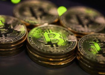 “بتكوين” تهوي بعد تراجع”تسلا” عن قبولها كوسيلة دفع