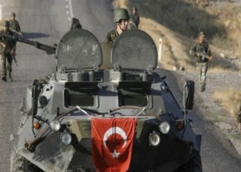 اشتباكات عنيفة بين الجيش التركي ومقاتلين أكراد في دهوك