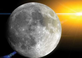 ضوء الشمس ونور القمر