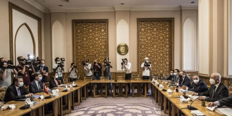 اختتام جولة المباحثات التركية المصرية في القاهرة ببيان صريح