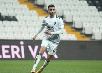 غزال يفوز بجائزة أفضل لاعب في الدوري التركي لشهر أبريل