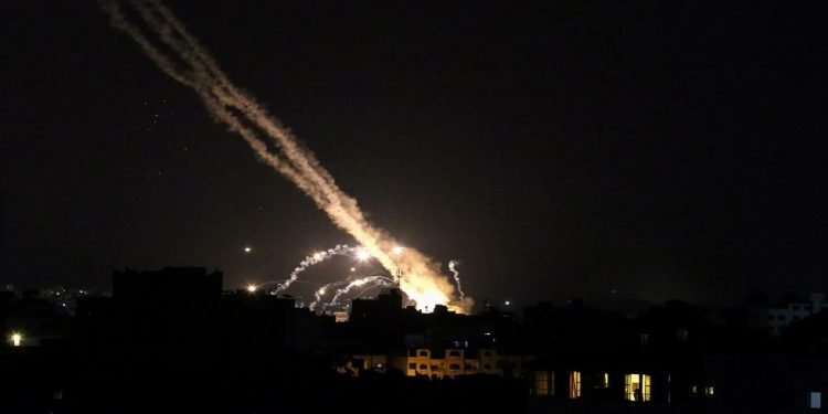 450 صاروخا إسرائيليًّا على غزة خلال 40 دقيقة