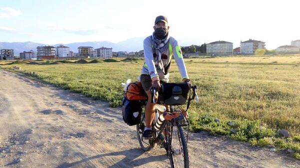 سائح سويسري يقطع بالدراجة مسافة 7 آلاف كلم في تركيا