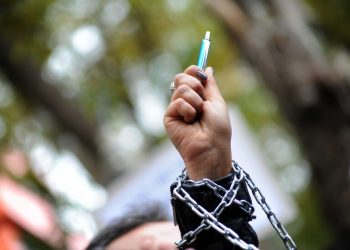 تركيا.. وثيقة سرية تفضح كذب أردوغان حول الصحفيين المعتقلين