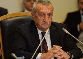 قرار بإعادة محاكمة وزير داخلية تركيا الأسبق محمد أغار