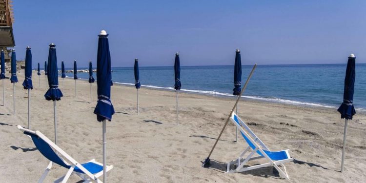 صحفي تركي للحكومة: لا تخدعونا وضع السياحة صعب