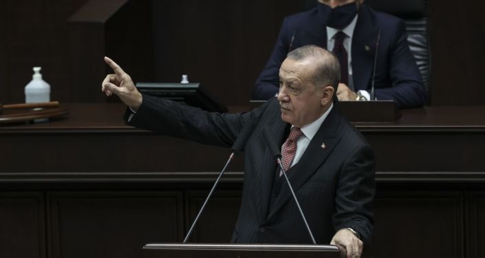 الرئاسة التركية تمتنع عن توضيح مصير “128 مليار دولار”!