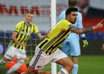 فنربخشة التركي يتعاقد مع المدافع الإنجليزي ستيفن كولكر