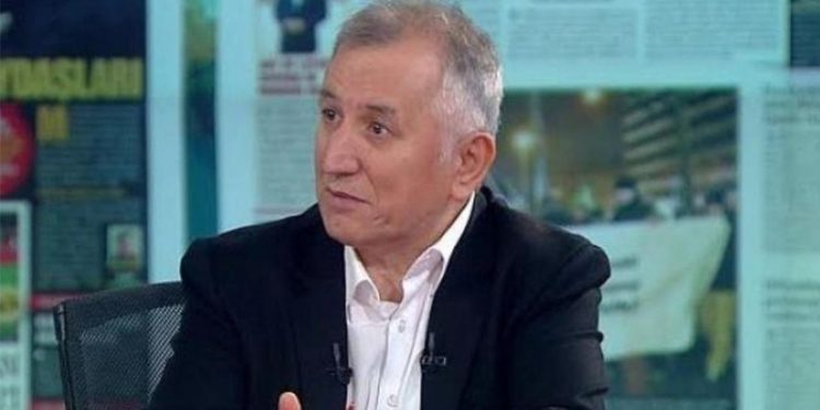 كاتب: تركيا تعاني “نزيف الدم” في الاقتصاد والقانون