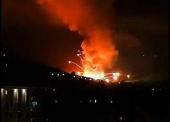 انفجارات ضخمة ومتلاحقة بمستودعات أسلحة في “صربيا”