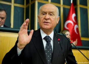 هل تبنى بهجلي الهجوم المسلح على الحزب الكردي؟