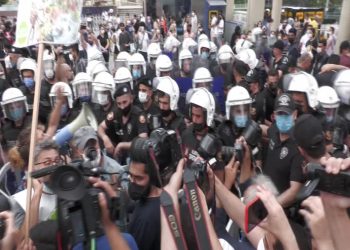 تركيا.. مسيرة احتجاجية ضد تدشين قناة إسطنبول