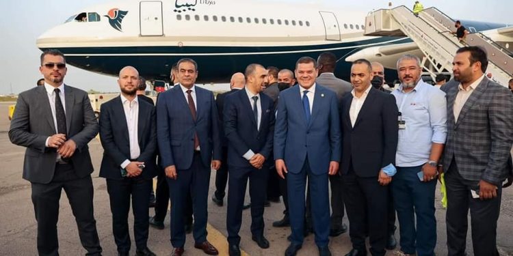 طائرة القذافي تغادر إسطنبول