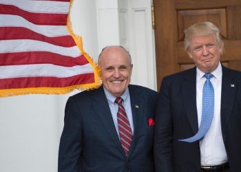 التحقيق مع محامي دونالد ترامب بسبب تركيا