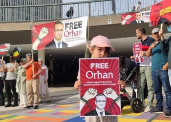 وقفة احتجاجية في السويد للكشف عن مصير تركي مختطف