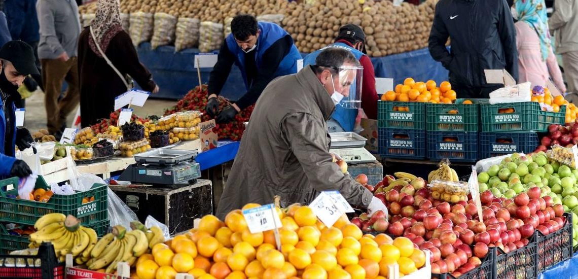 “التسوق بالأجل”.. حيلة الأتراك للتغلب على الصعوبات الاقتصادية