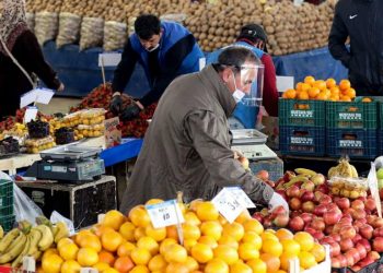 “التسوق بالأجل”.. حيلة الأتراك للتغلب على الصعوبات الاقتصادية