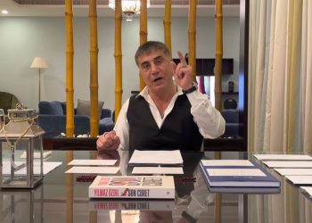 سادات بكر يكشف مكان منفذ أضخم عملية احتيال في تاريخ تركيا