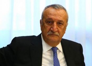 تركيا.. اتهامات زعيم المافيا تعصف بوزير الداخلية الأسبق