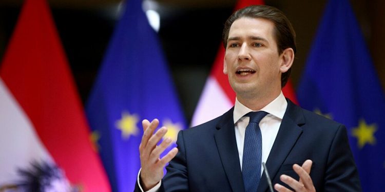 النمسا: تركيا هي المكان المناسب للاجئين الأفغان