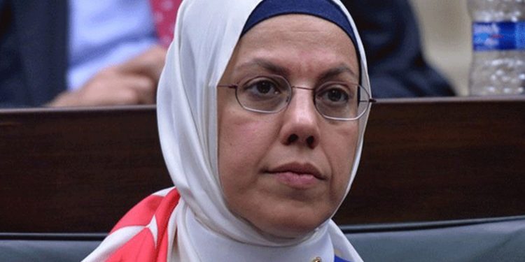 اتهامات لبرلمانية من حزب أردوغان بالفساد أثناء دراستها في أمريكا