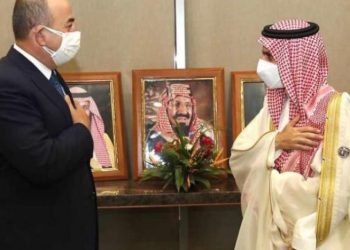 وزير الخارجية التركي ونظيره السعودي بعقدان لقاءً مشتركًا في أوزباكستان
