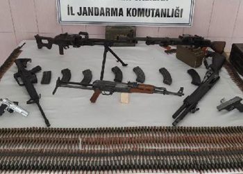 تركيا: العثور على أسلحة داخل تابوت في أحد الجوامع