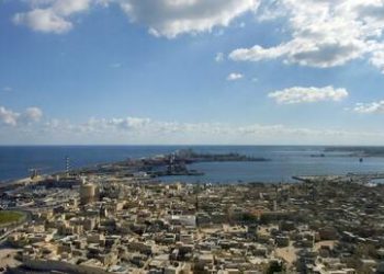 ليبيا.. إطلاق نار كثيف بين جهازين أمنيين