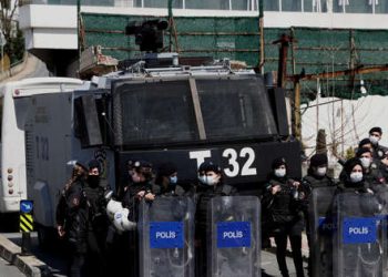 تركيا.. حبس 9 أشخاص على صلة بتنظيم “داعش” وحجز أموال 7 آخرين