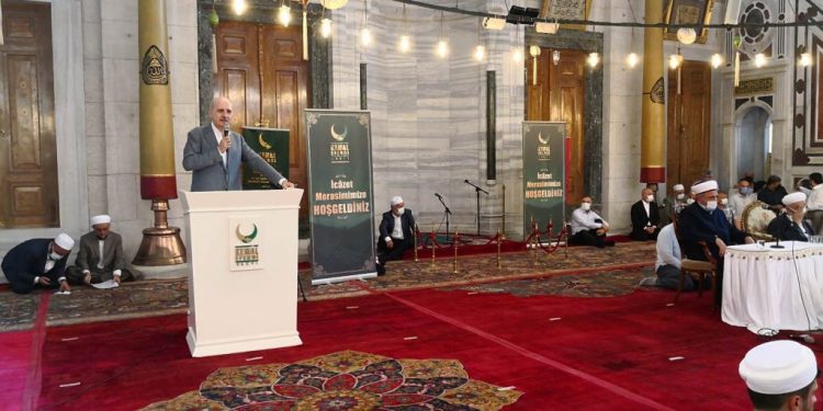 تركيا: ممارسات التمييز وصلت إلى بيوت الله