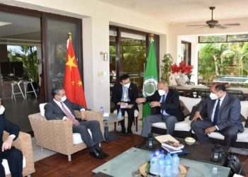 بيان مشترك بين  “أحمد أبو الغيط” ووزير الخارجية الصيني