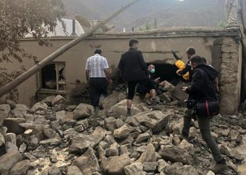 السيول تدمر منازل في بلدة بولاية فان شرق تركيا