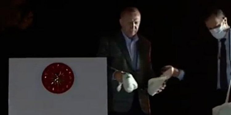 برلماني سابق عن الحزب الحاكم ينتقد أردوغان