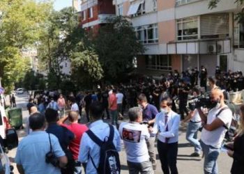 تركيا.. الشرطة تحاصر مقر حزب الشعوب الديمقراطي في أنقرة