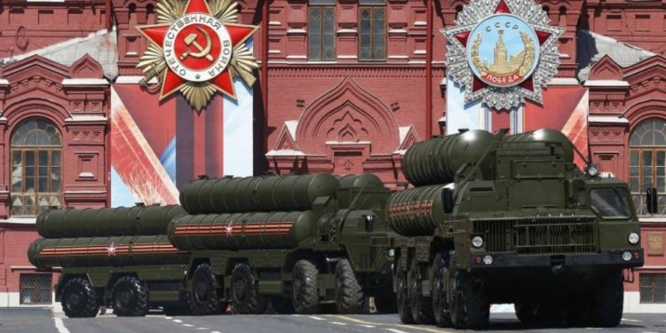 العدالة والتنمية: الروس يحاولون تسميم علاقاتنا مع الأمريكان!