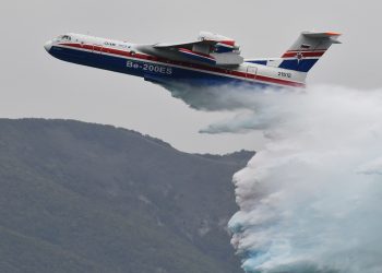 تركيا.. طائرات الإطفاء تقف دون حراك بينما حرائق الغابات مستعرة!