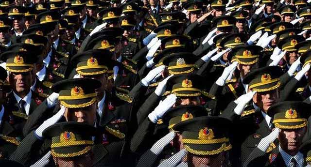 صحفية تركية: مفاجآت في التحقيقات مع 5000 عسكريًا بالجيش!