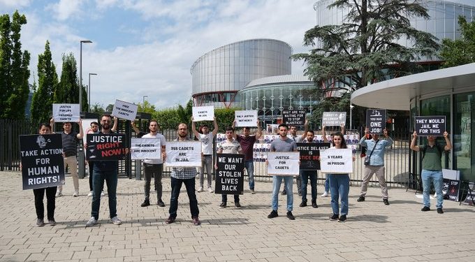 تركيا.. الطلبة العسكريون المفصولون تعسفيًا يلفتون الأنظار لزملائهم بالمعتقلات