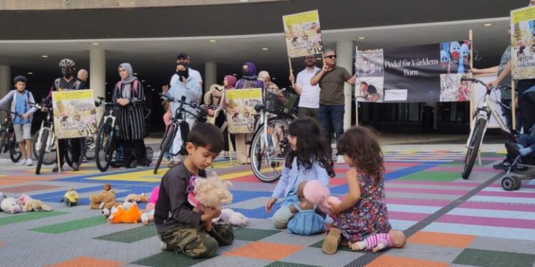 فاعلية بالدراجات النارية للإفراج عن 800 طفلاً بالسجون التركية