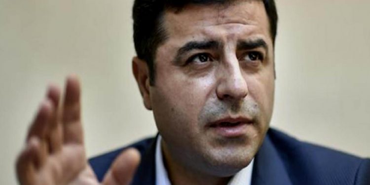 دميرطاش: السياسات التمييزية تقف وراء مجازر الأكراد